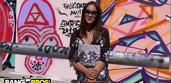  BANGBROS - Latina Ginerbra Bellucci Gets Anal From Potro De Bilbao On Public Bang!